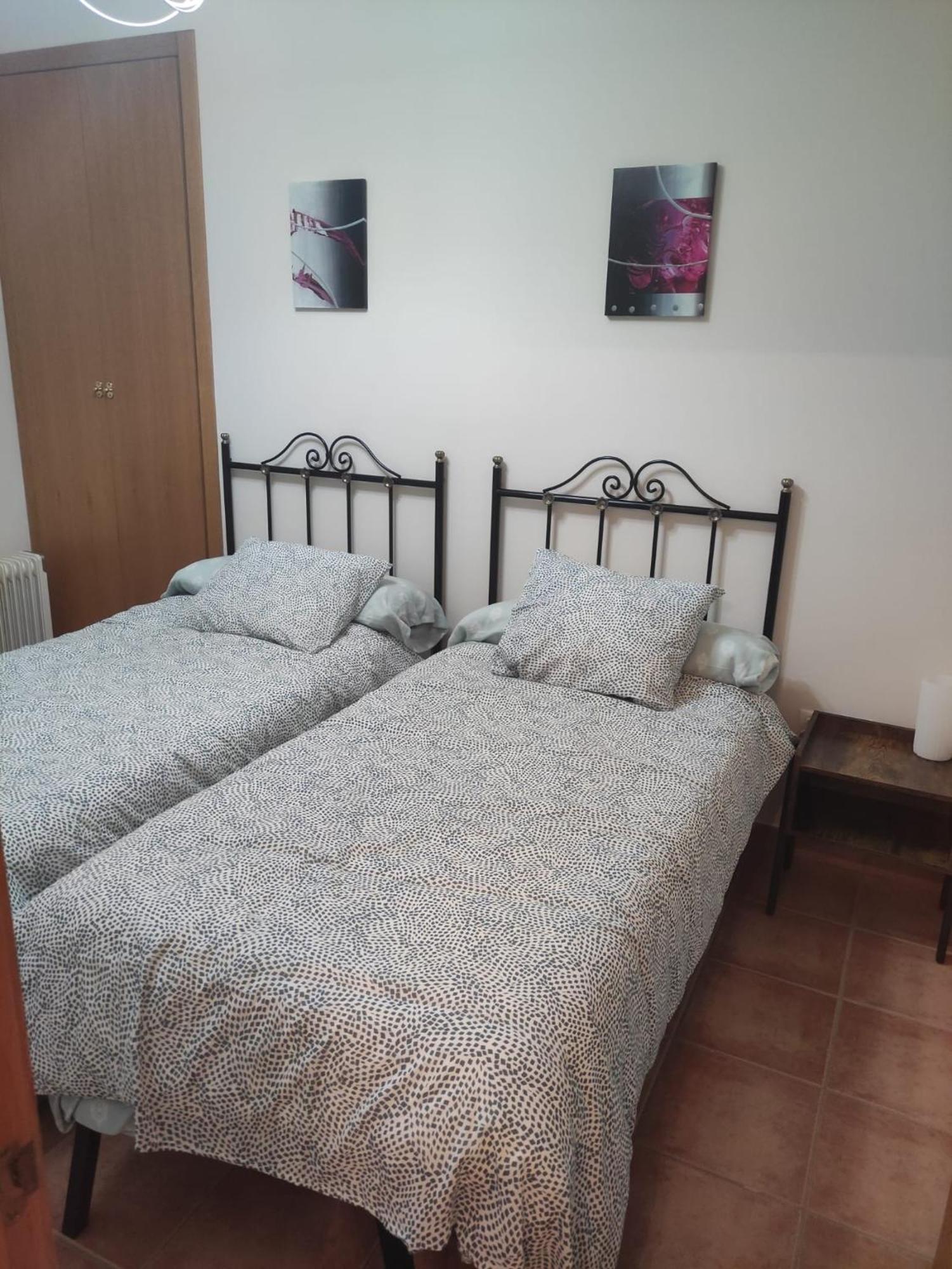 קזאיה דה לה סיירה Apartamento Rural Duplex Del Monte מראה חיצוני תמונה
